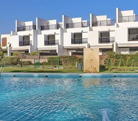 Casa Residencial Playa Fontanilla Дом отдыха *