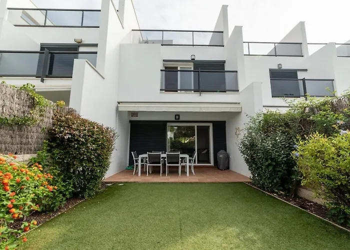 Casa Residencial Playa Fontanilla בית נופש